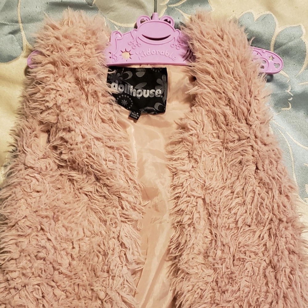 Girls Dollhouse faux fur vest